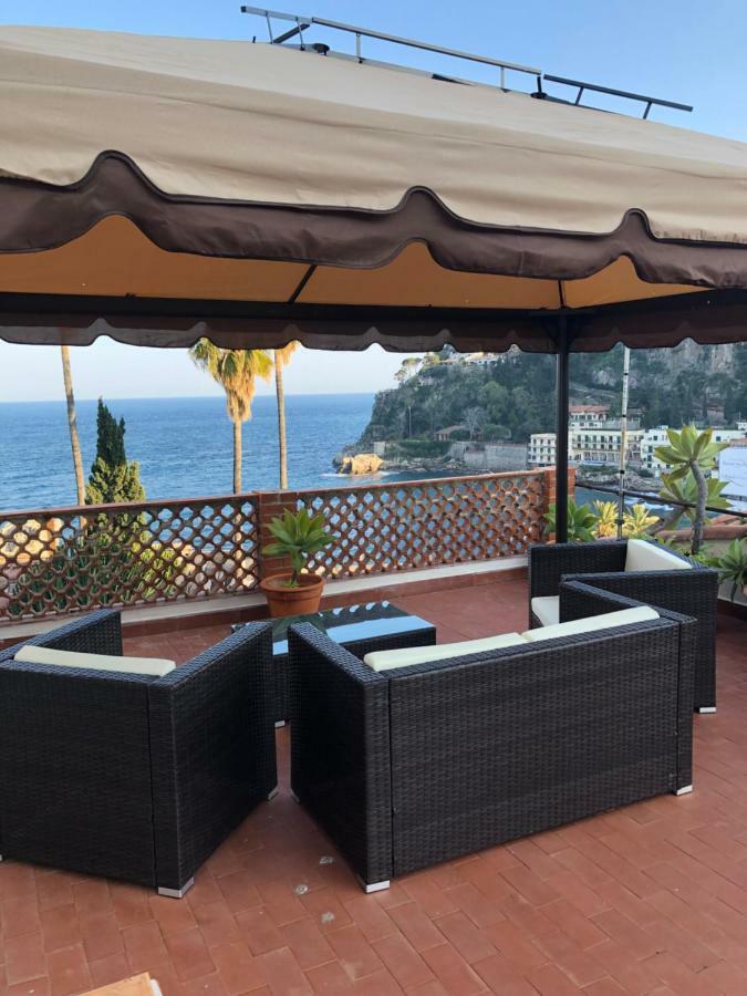 La Bomboniera Della Brigata Spendereccia! Taormina Exterior foto